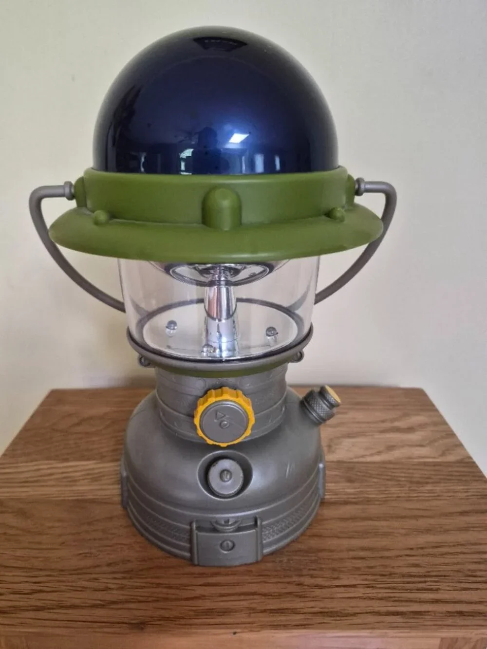 Kid's National Geographic Starry Night Lantern